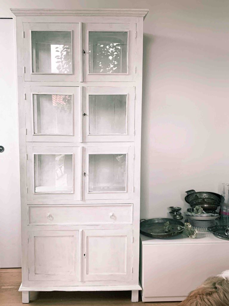 Restyling della vetrina bianca in stile shabby-chic-country, amanda deni, rossotibet, ceranovecento