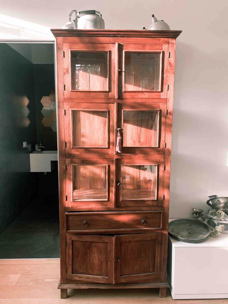 Restyling della vetrina bianca in stile shabby-chic-country, amanda deni, rossotibet, ceranovecento
