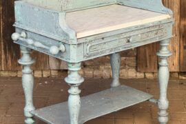 restauro di un vecchio mobile con Novecento Paint , Cera Novecento, cera spray , come usare le chalk paint, pitture gessose, Pulitore alcalino, sgrassatore, come pulire un mobile da restaurare, amanda deni , rosso tibet, miglior restauro, restyling , stile shabby , stile chippy, effetto anticato , antitarlo come darlo